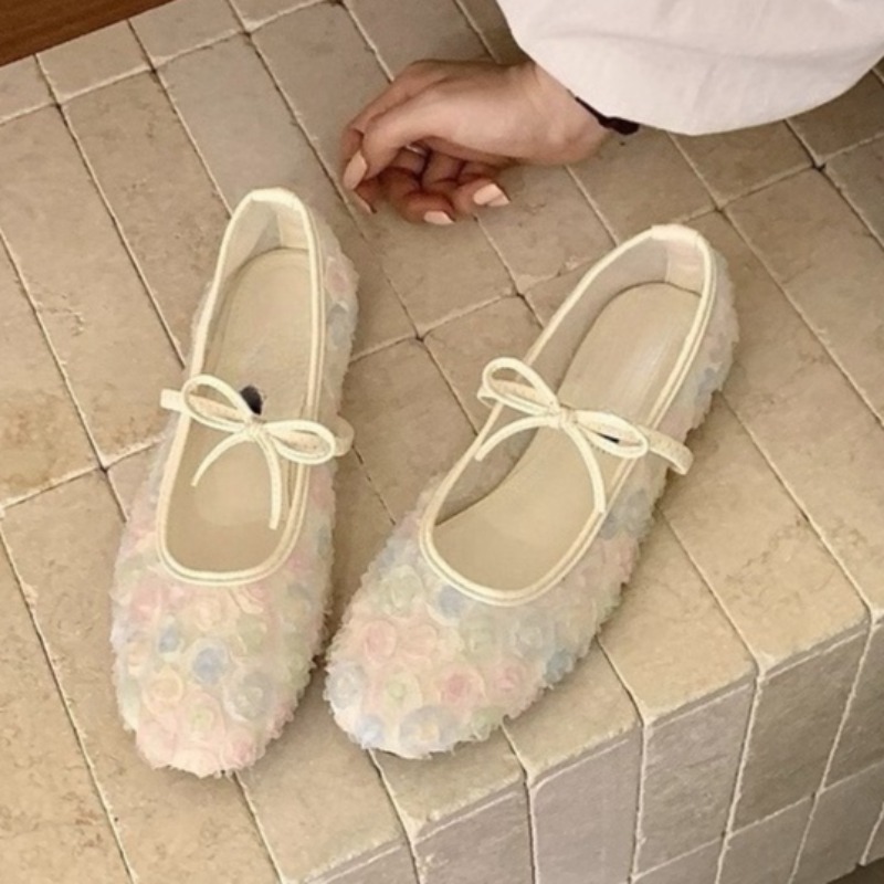 Women'S Fashion For Summer 2026 - รองเท้าแมรี่เจนตาข่ายลายกุหลาบจีนแบบใหม่ รุ่นอ่อนโยน ประจำฤดูใบไม้ผลิและฤดูร้อนปี 2026 พร้อมโบว์น่ารัก พื้นรองเท้านุ่ม
