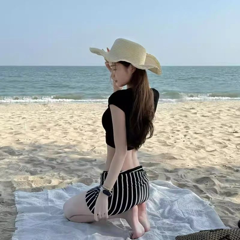 Women Fashion Style - ชุดบิกินี่แฟชั่นยุโรปอเมริกันสำหรับผู้หญิงปี 2026 ชุดว่ายน้ำลายทางพิมพ์ลายระดับไฮเอนด์ ชุดบิกินี่ทรงสามเหลี่ยมเซ็กซี่สำหรับรูปร่างเพรียว