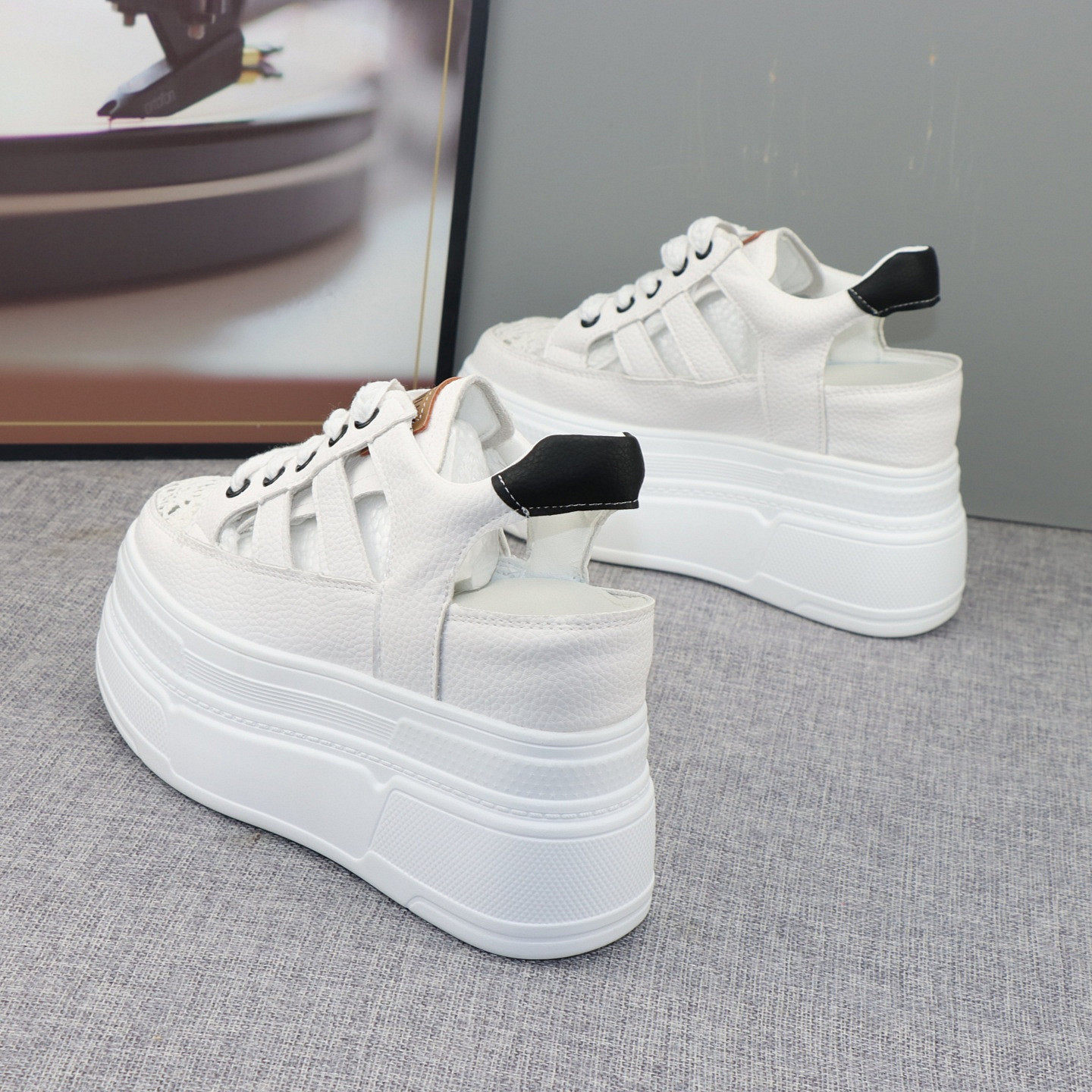 รองเท้าสีขาวระบายอากาศสำหรับผู - Women'S Fashion Petite บทวิจารณ์และราคา
